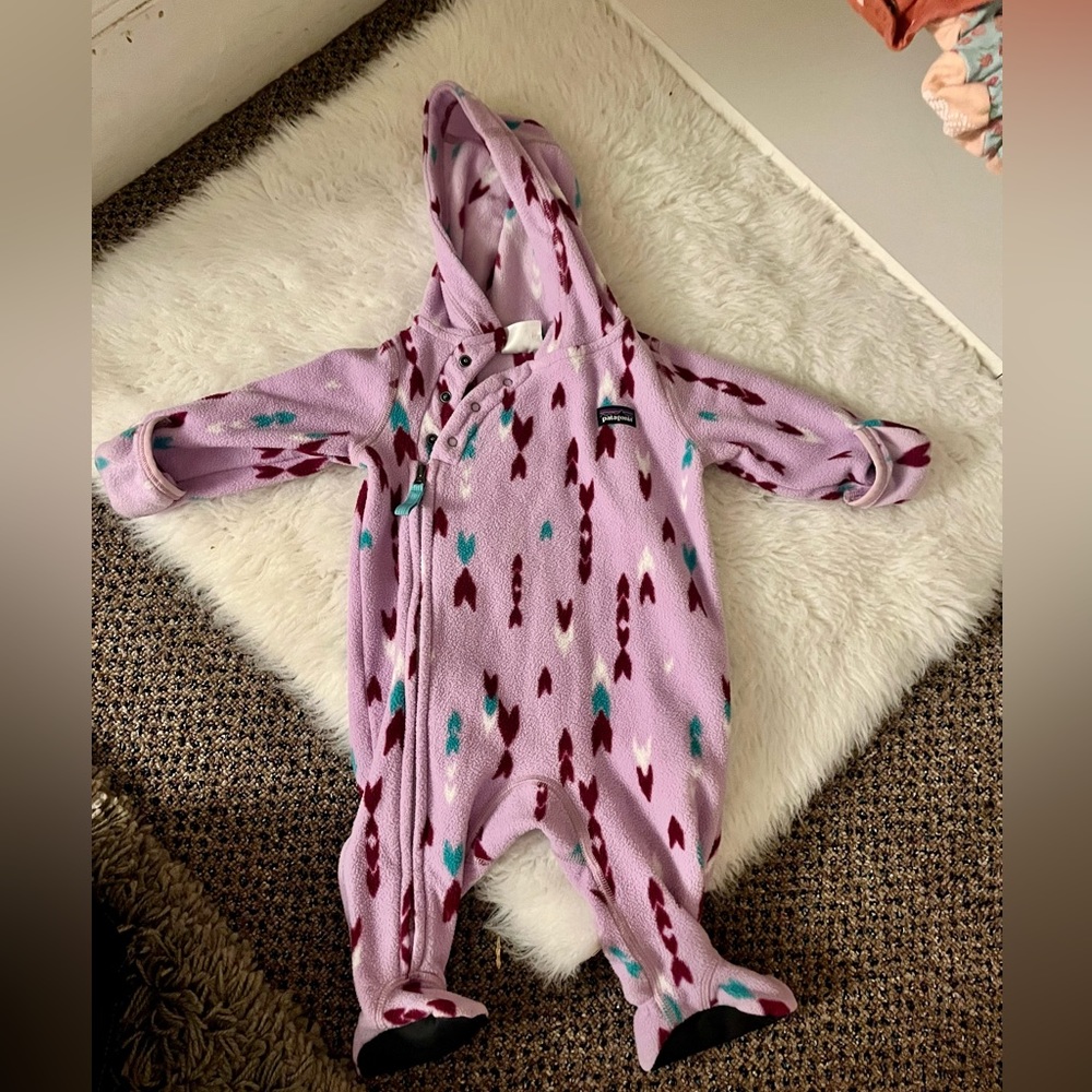Patagonia 0-3 bunting suit